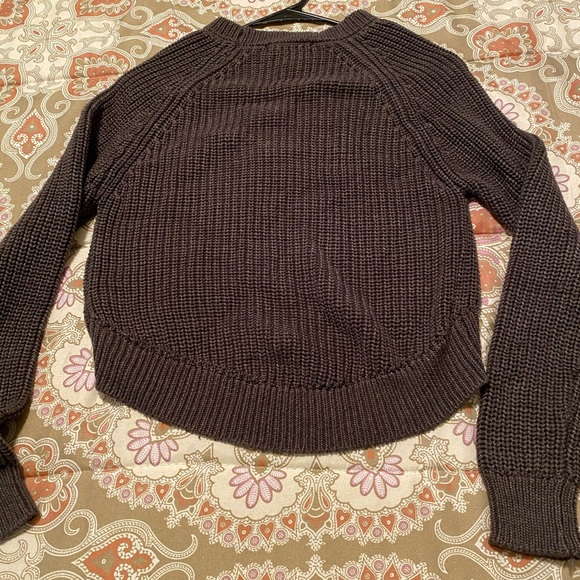 Forever21 sweater - Picture 2 of 4